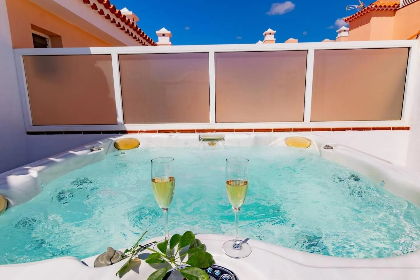 Penthouse Apt With Jacuzzi By Dream Homes Tenerife Puerto de Santiago
